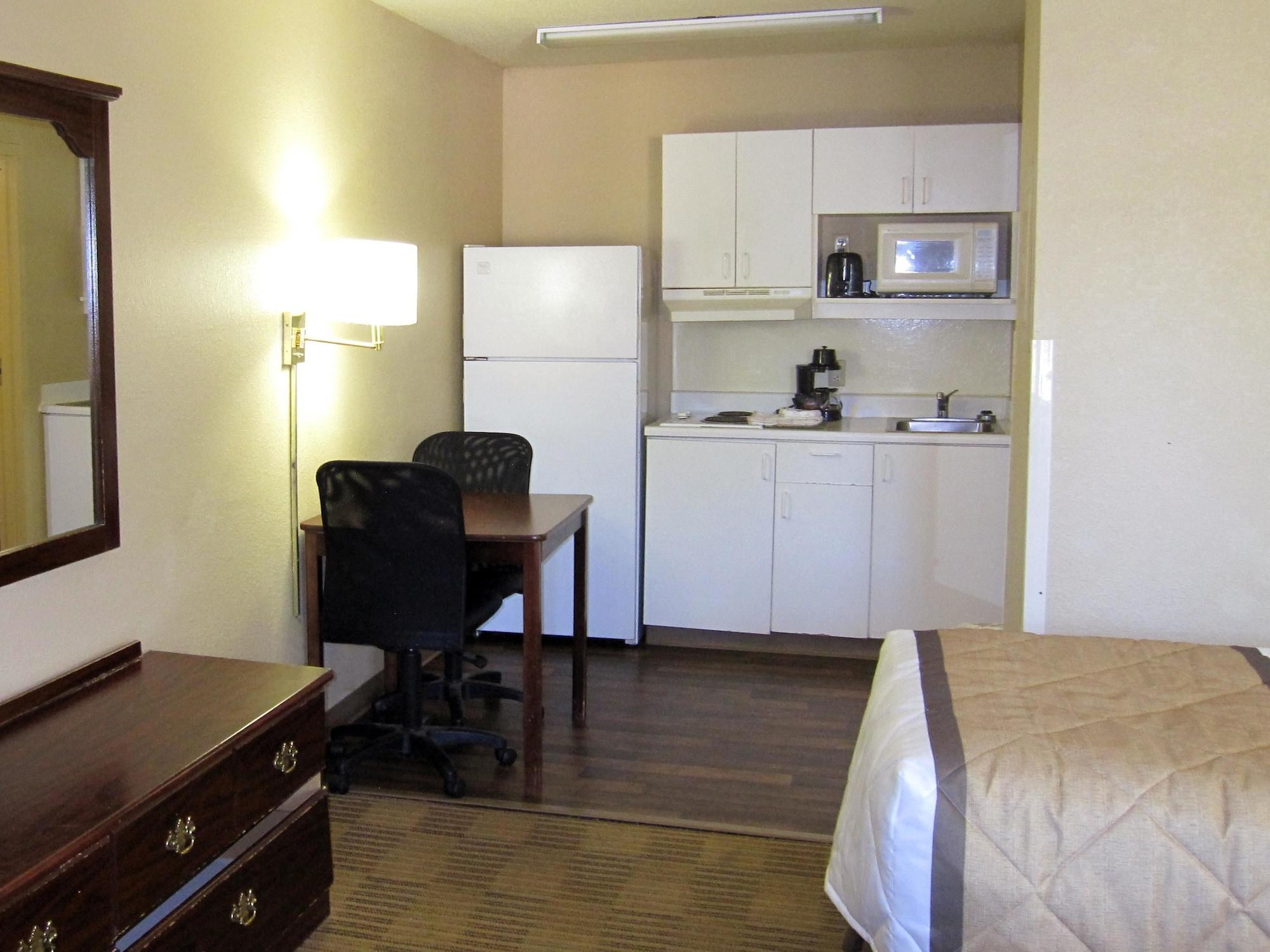 Extended Stay America Select Suites - Nashville - Airport Exterior photo