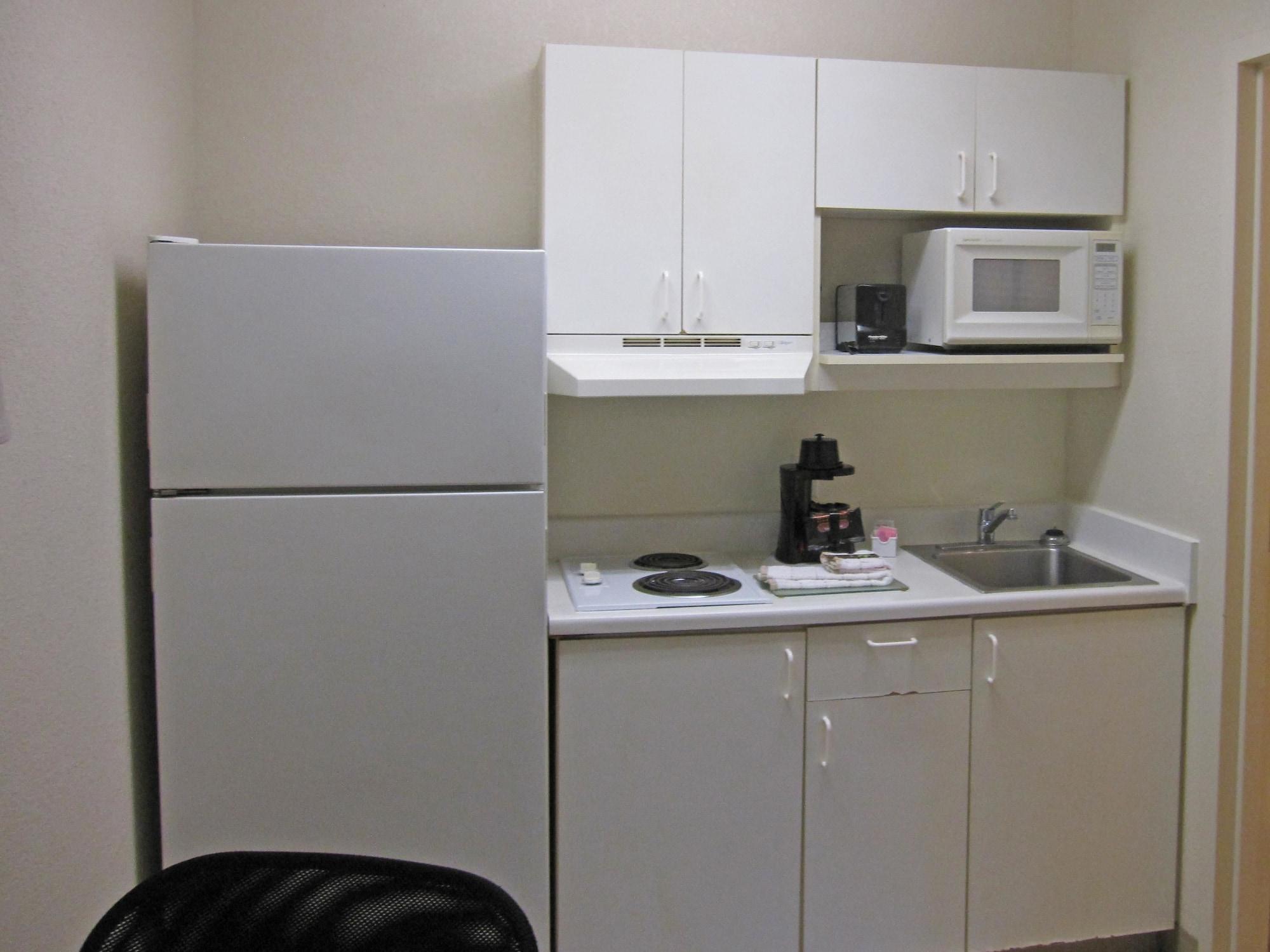 Extended Stay America Select Suites - Nashville - Airport Exterior photo