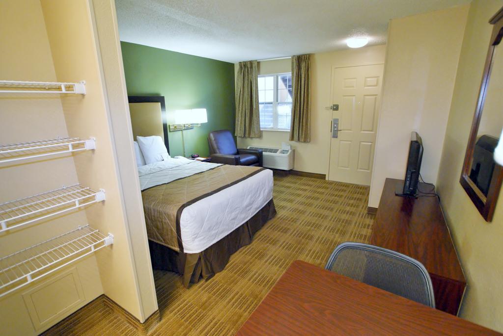 Extended Stay America Select Suites - Nashville - Airport Exterior photo